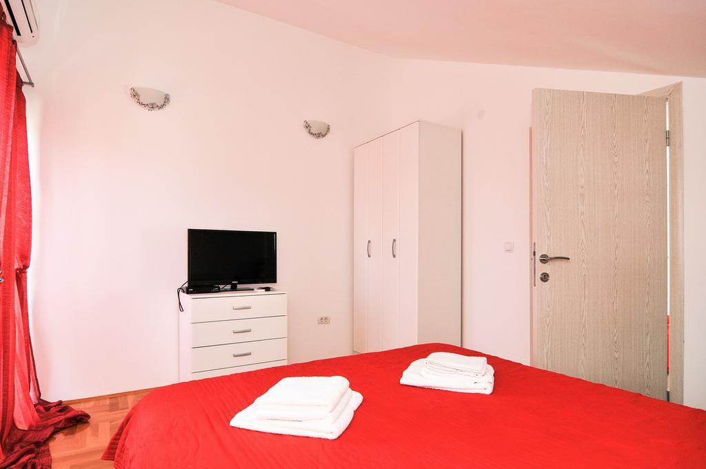Apartmani P&M Teodo Esterno foto