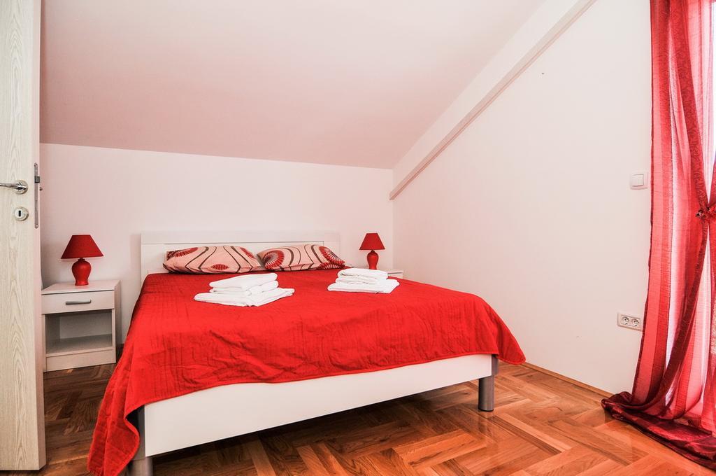 Apartmani P&M Teodo Esterno foto