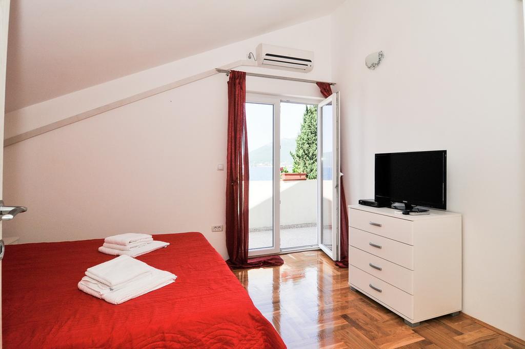 Apartmani P&M Teodo Esterno foto